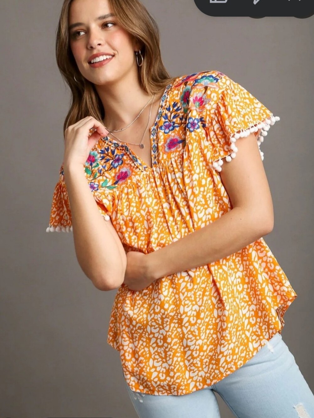 Umgee Orange Embroidered Floral Pom-Pom Sleeve Blouse Size Small - Picture 2 of 9